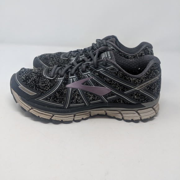 brooks gts 17 womens size 8